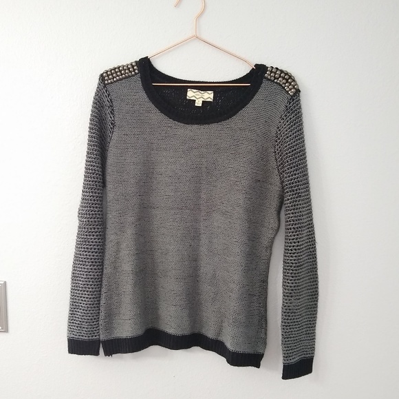 Pink Rose sweater - Picture 1 of 7